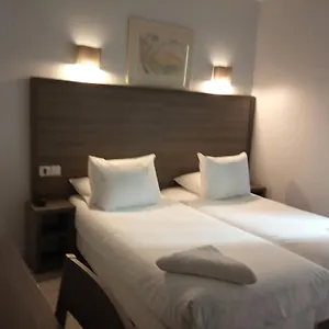 https://du-globe-18.fr-paris.fr