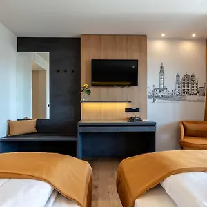 Augsburg Sonnenhof Szálloda