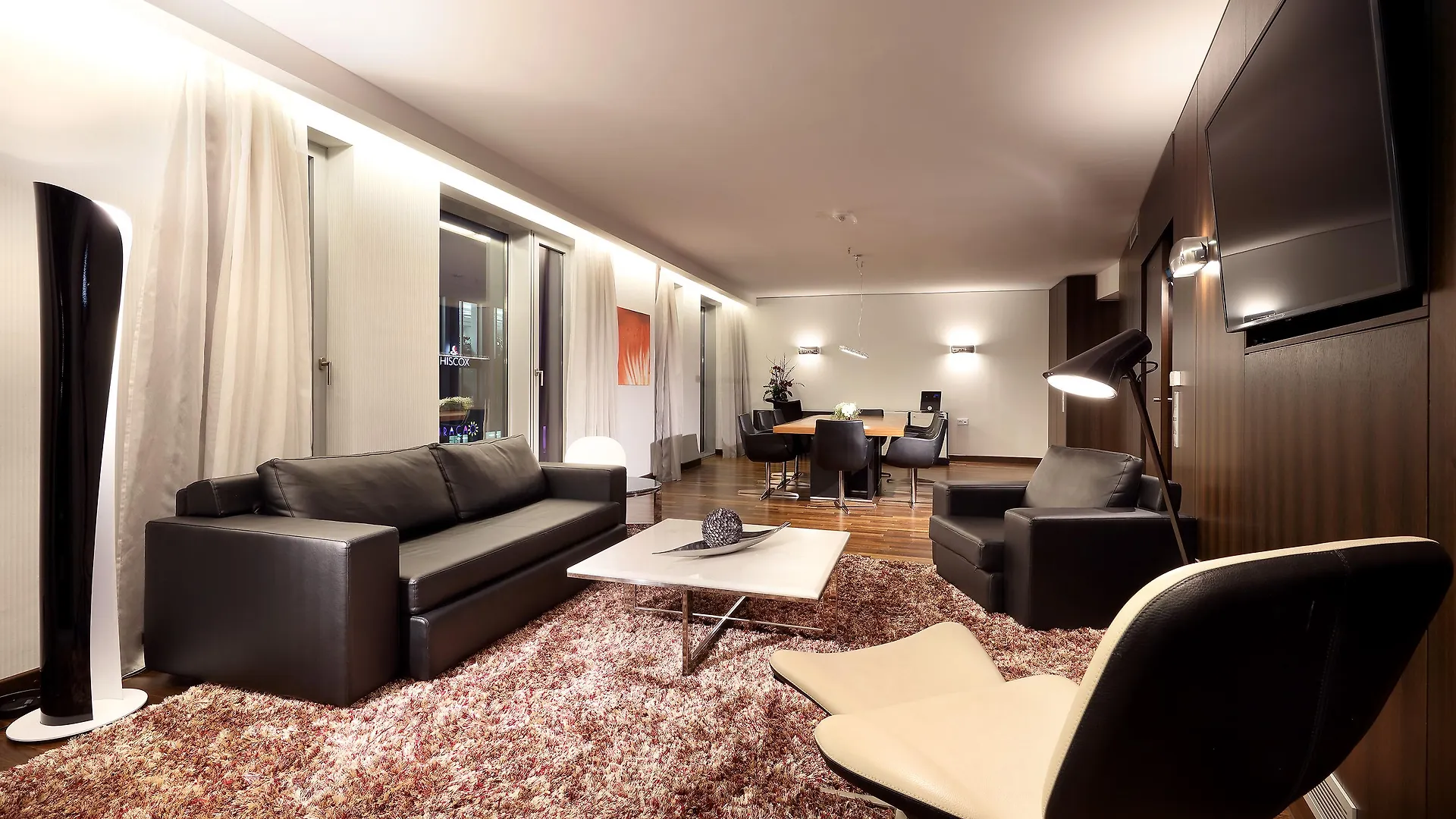 **** Szálloda Eurostars Grand Central München Németország