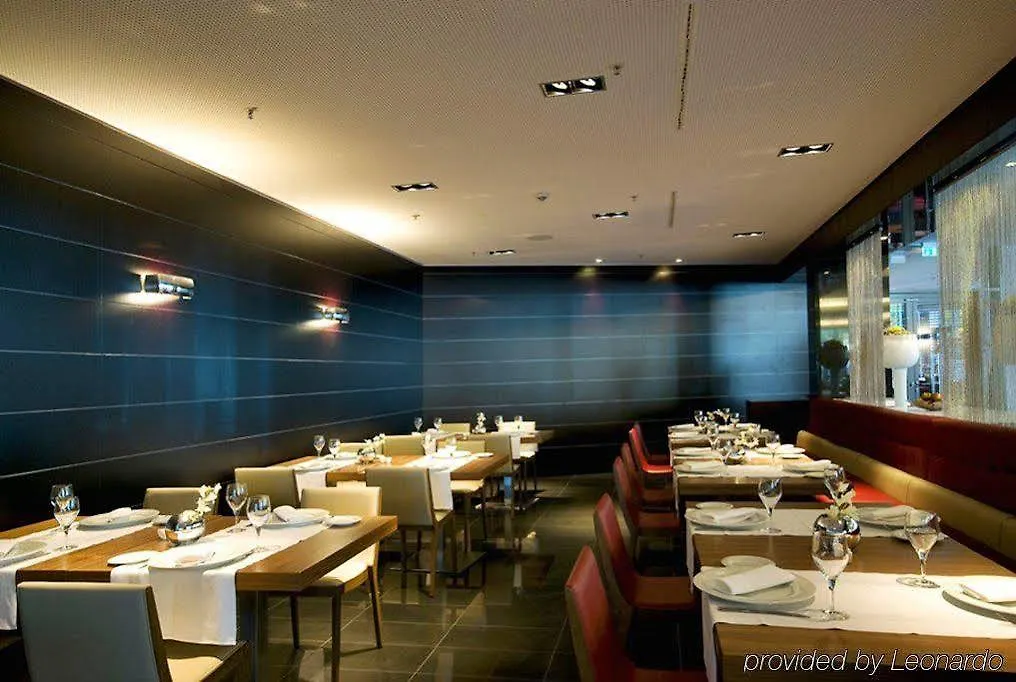 Szálloda Eurostars Grand Central München